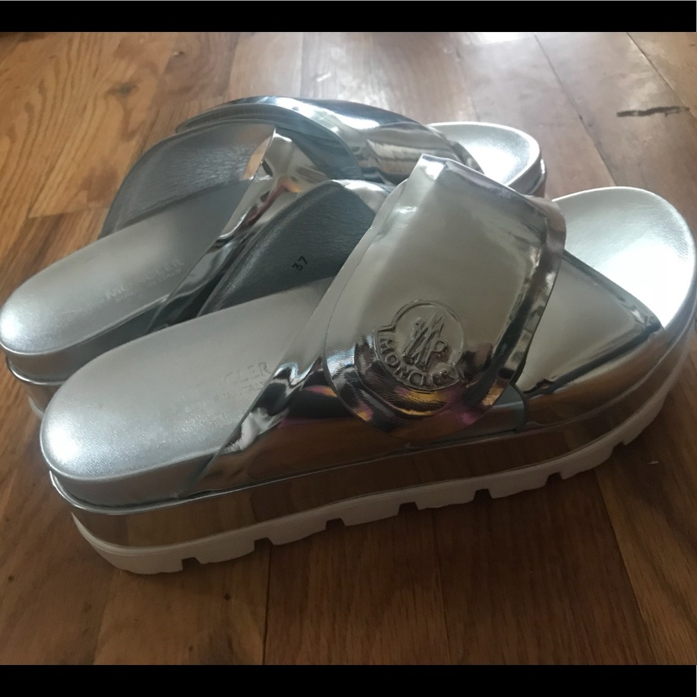 Moncler USA sandals